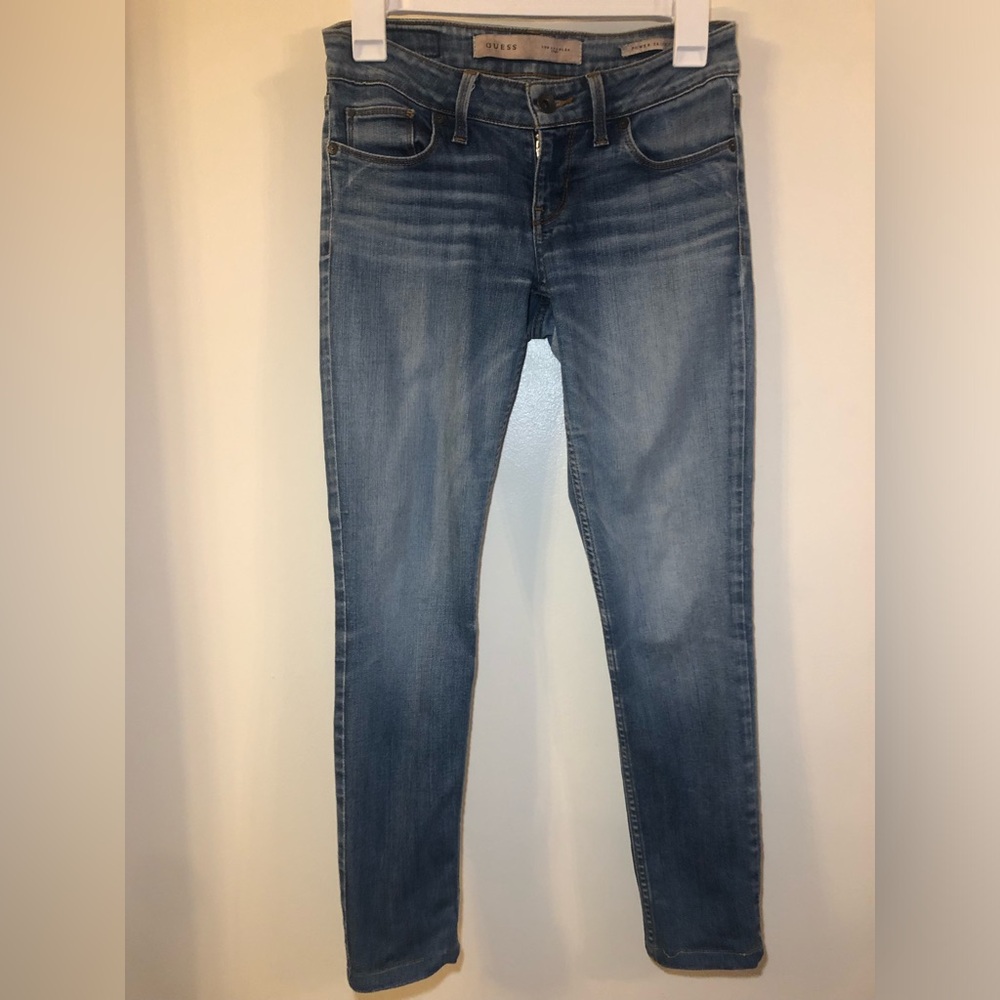 Guess Medium Wash Low Rise Skinny Jeans